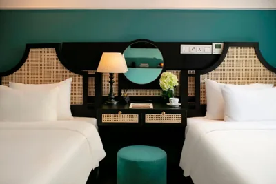 Twin Room with City View — Hotel De Rond